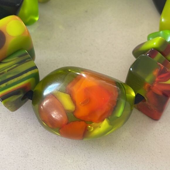 Another beautiful signed Sobral bracelet. This green is gorgeous. - Picture 2 of 4